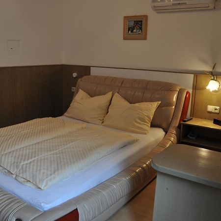 Pension Arkadenhof Fürstenfeld Zewnętrze zdjęcie